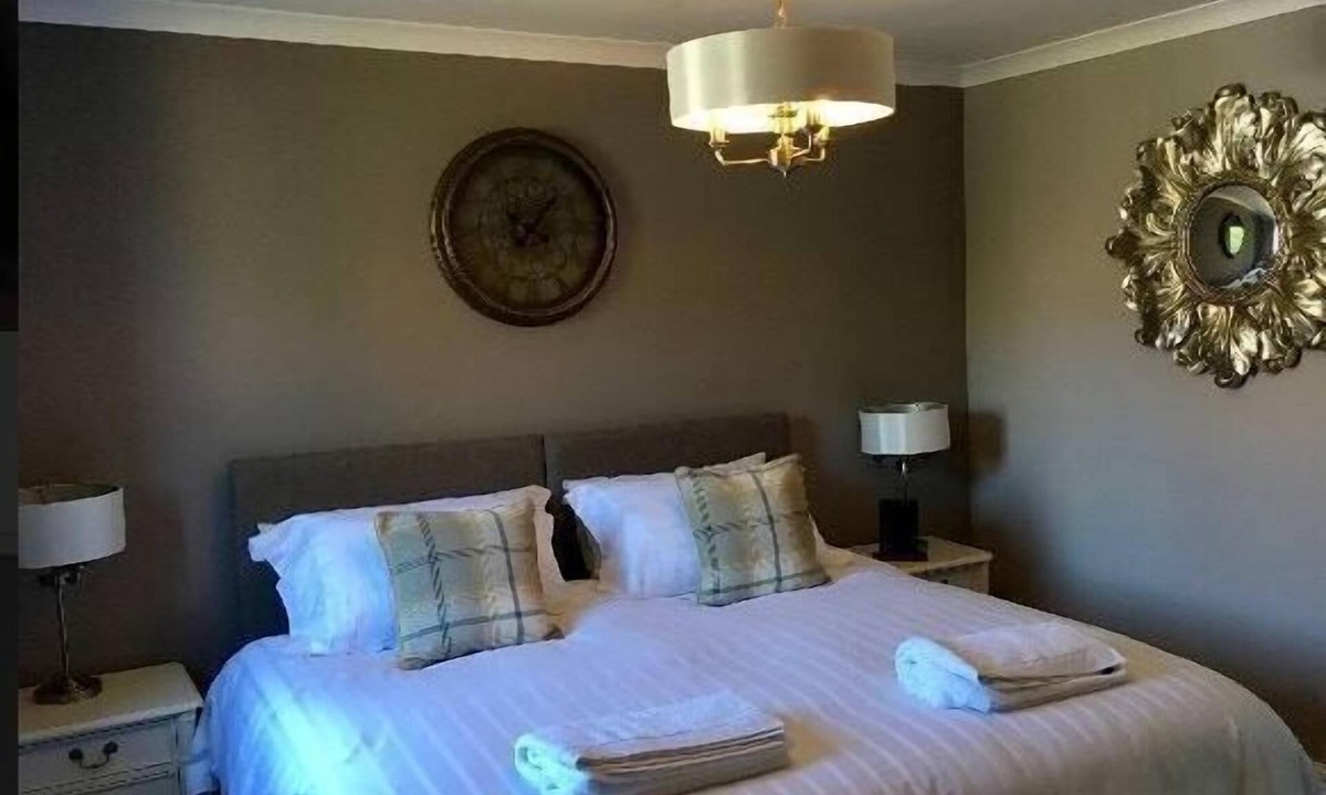Dumfries Bed & Breakfast | The Huntingdon B&B