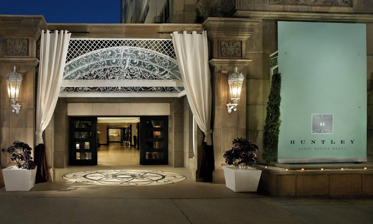 Wilshire Montana Hotel | The Huntley Hotel