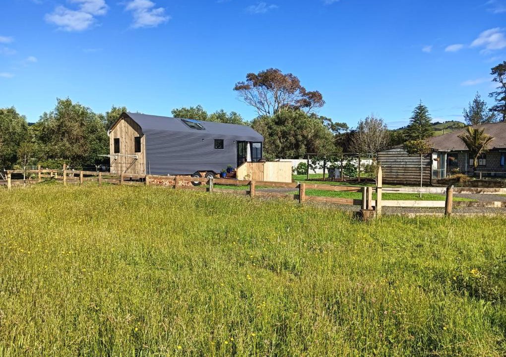 Whitianga House | The Hut 56