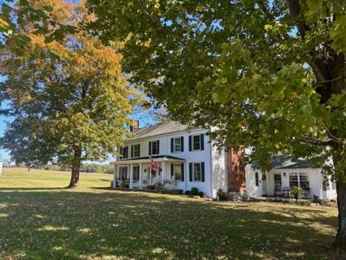 Bardstown House | The Hutch