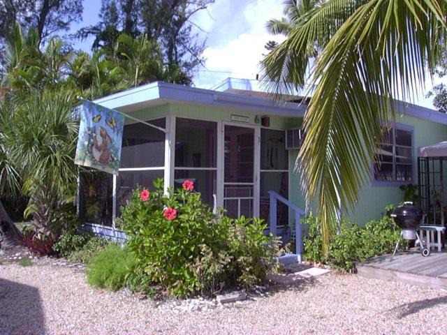 Tradewinds House | The Ibis Cottage