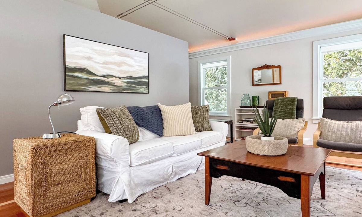 Harbor Springs House | The Ingalls House - Downtown