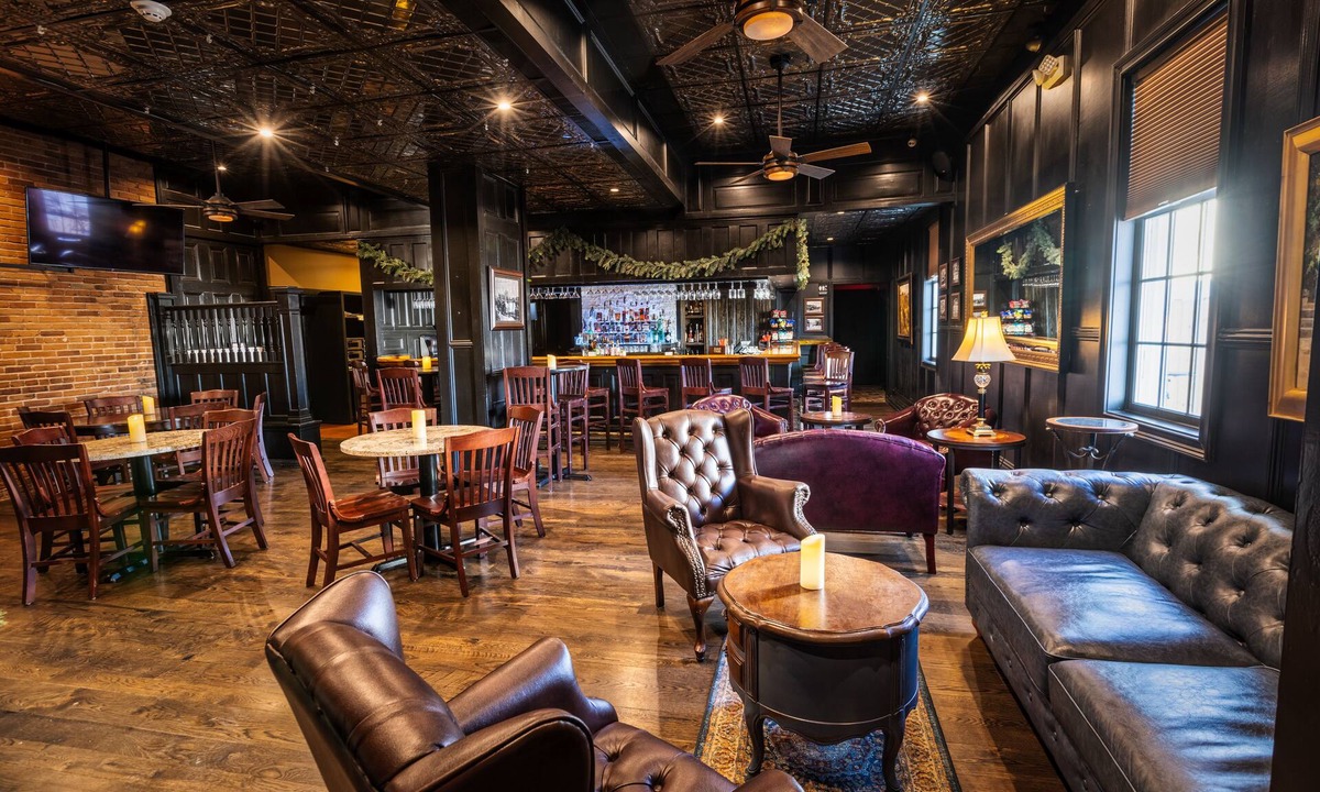 Washington Hotel | The Inn at Elijah McLeans