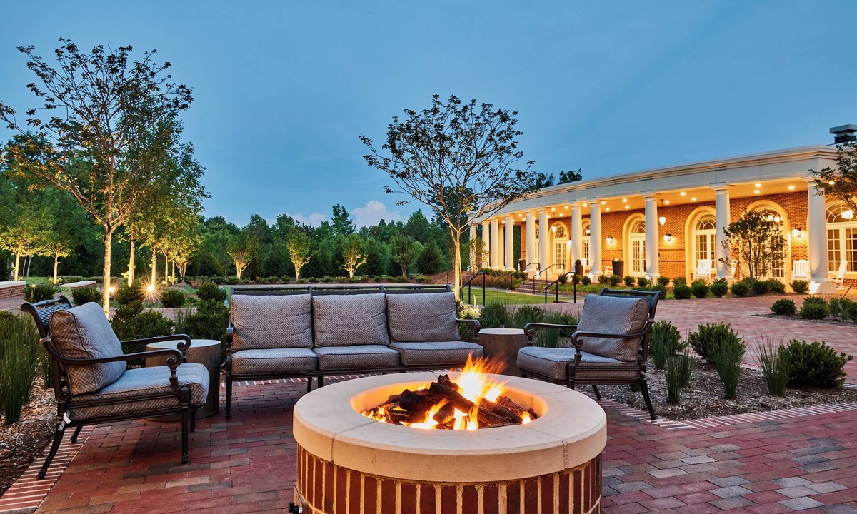Elon College Hotel | The Inn at Elon