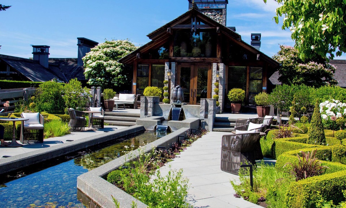 Langley Bed & Breakfast | The Inn at Langley