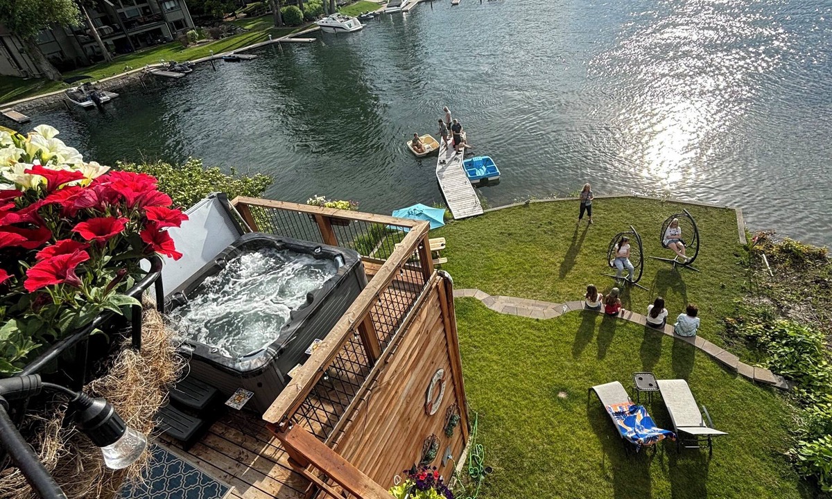 Bigfork Cabin | The Inn on Bigfork Bay