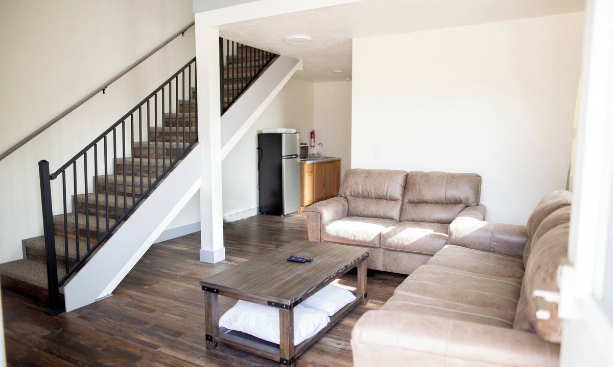 Garden City Hotel | The IronHorse Inn