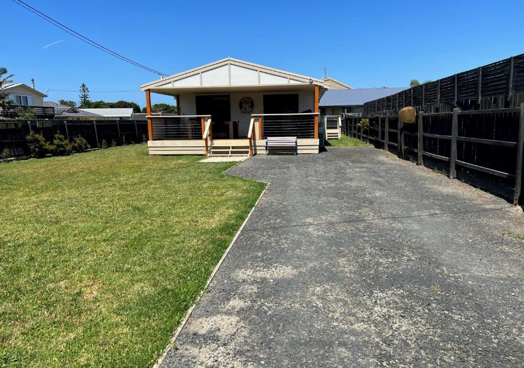 Sunderland Bay House | The Island Home