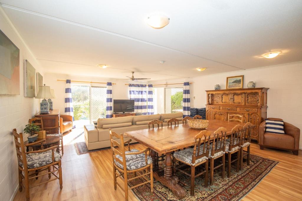 Point Lookout Apartment | The Islander Resort U6