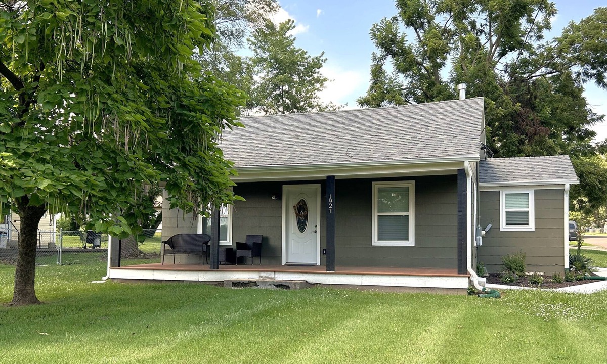 Sedalia Cottage | The Ivy Cottage, adorable 1 bed cozy home