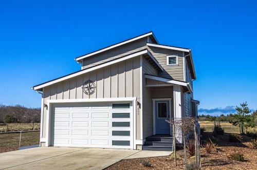 Ocean Shores House | The Jetty House
