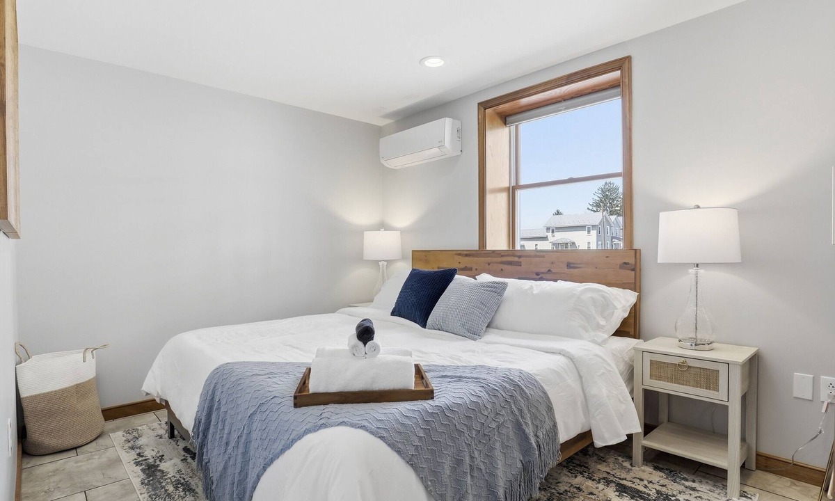 Williamsport House | The Jordan Retreat by StayLage
