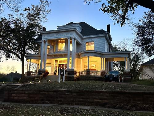 Guthrie Bed & Breakfast | The Judges Chambers