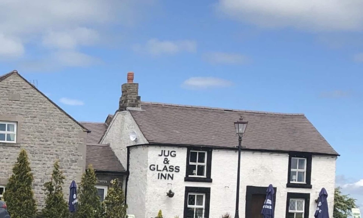 Newton Grange Bed & Breakfast | The Jug and Glass Inn