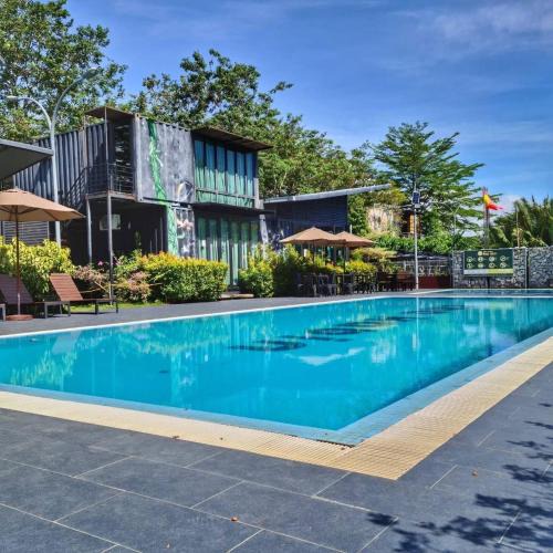 Jeram Hotel | The Kabin