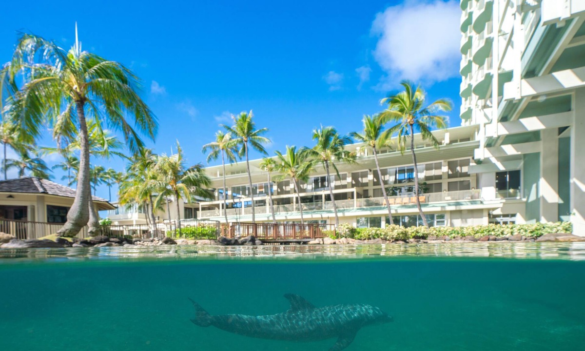 Waialae Iki Resort | The Kahala Hotel & Resort