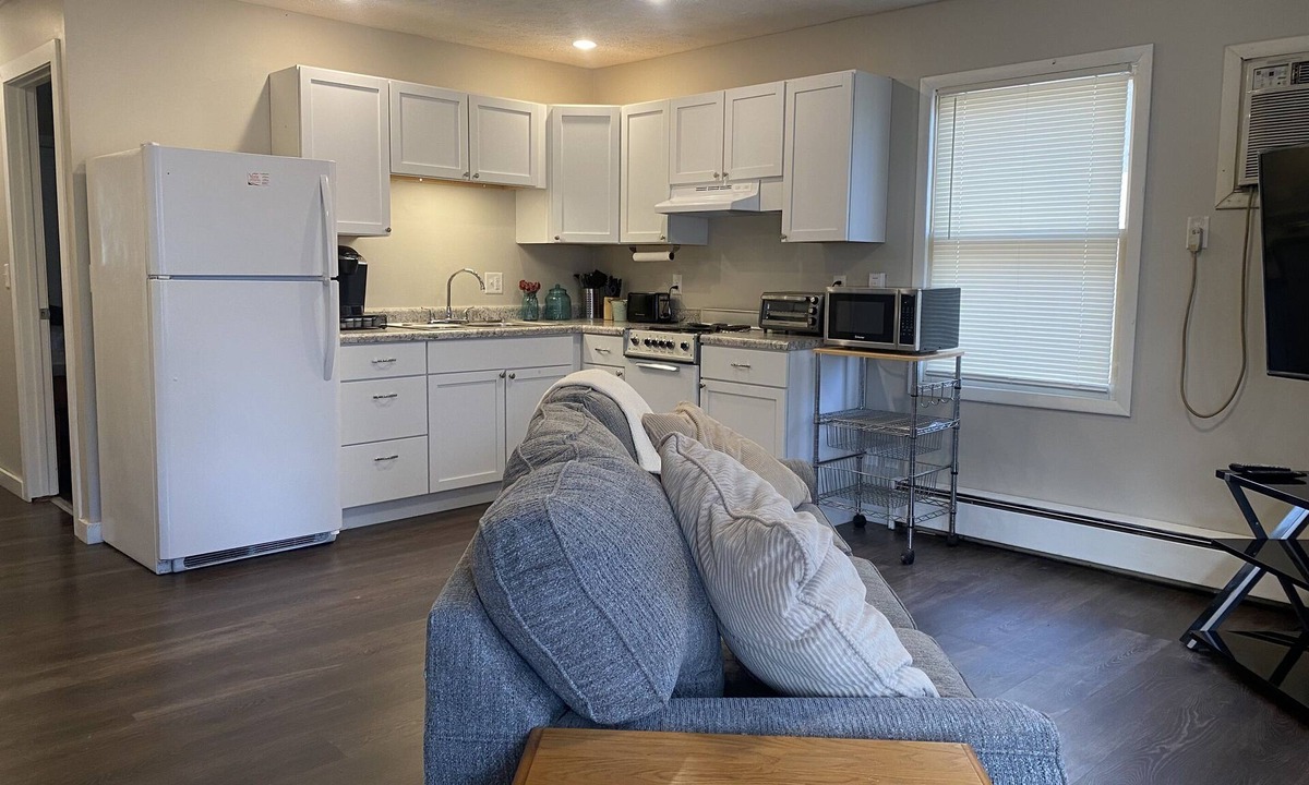 Bloomington Cottage | The Keebler House, centrally located