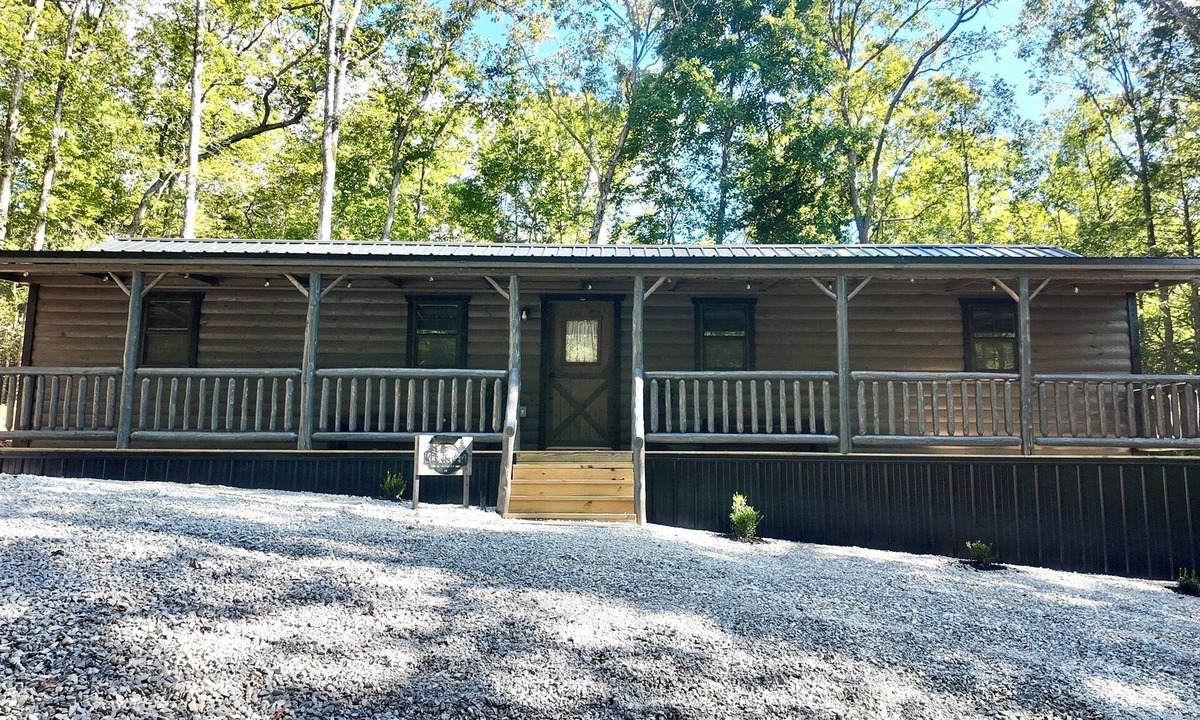 Huntsville Cabin | The Kentuckian Cabin - Cabin #1 at Copper's Peak