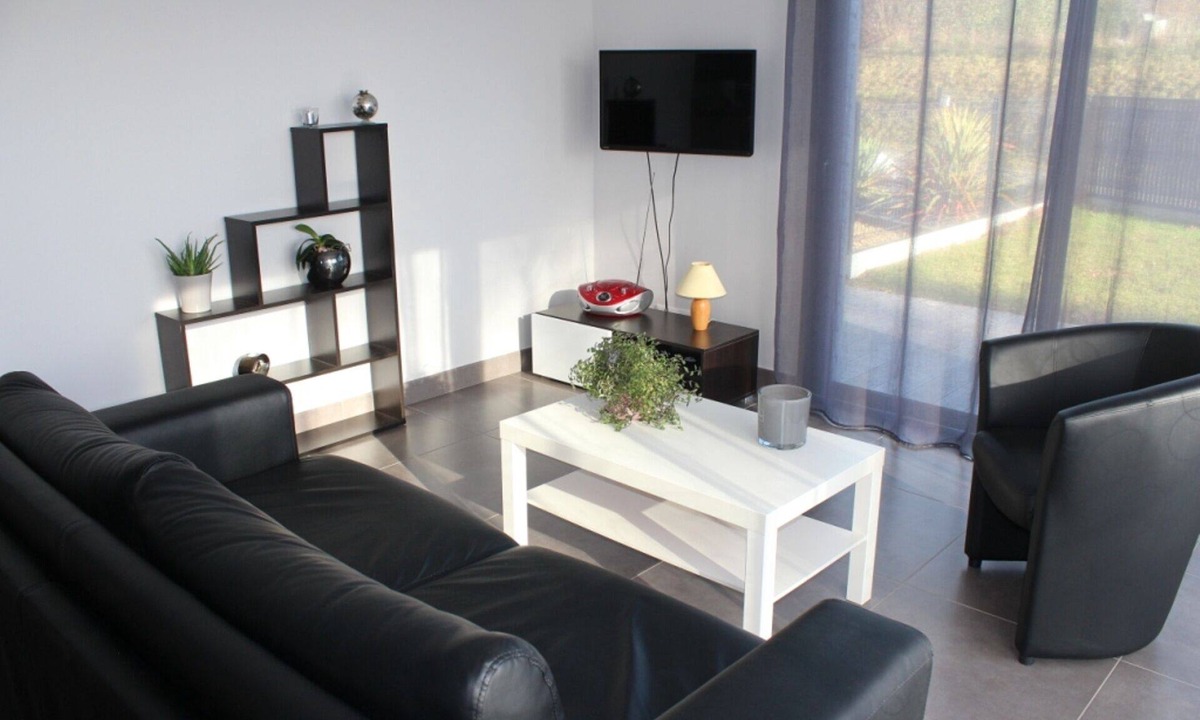 Sartilly-Baie-Bocage Cottage | The key to vacations. Wood-frame gîte.