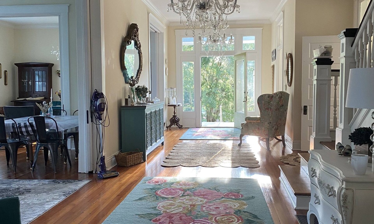 Natchez Bed & Breakfast | The King's Daughters Bed and Breakfast
