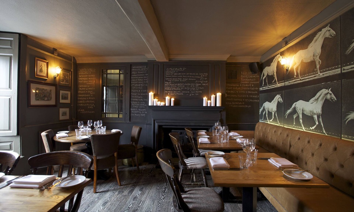 Badminton Hotel | The Kings Arms