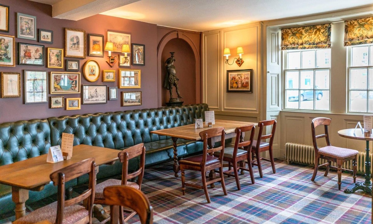 Melksham Hotel | The Kings Arms Hotel - Inn