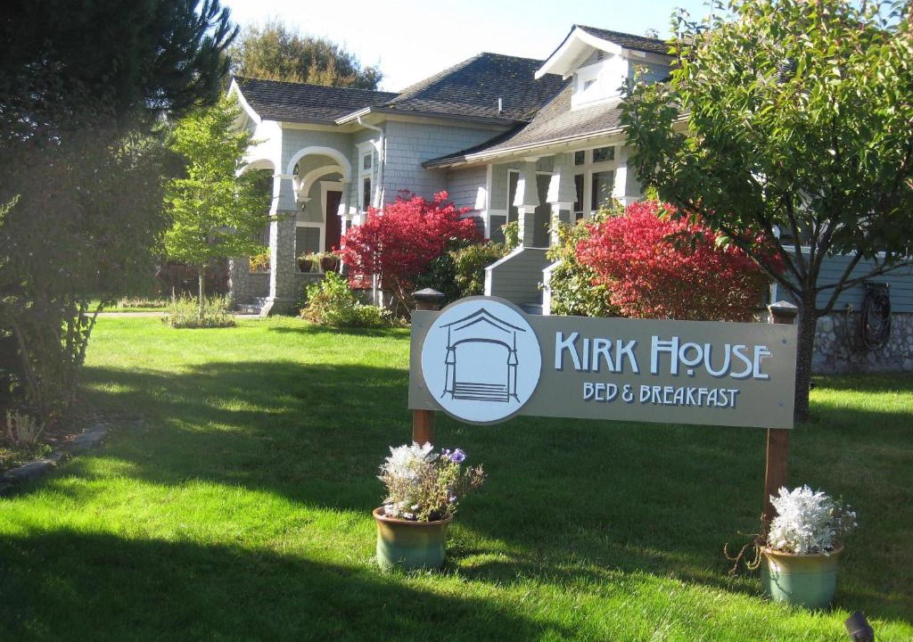 Friday Harbor Bed & Breakfast | The KirkHouse Bed and Breakfast