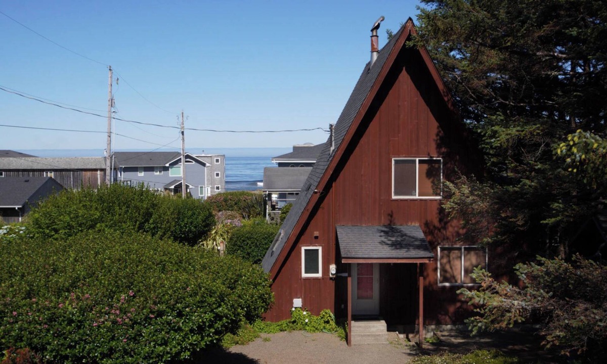 Yachats House | The Kite - Comfortable Yachats Home