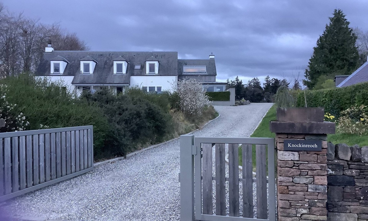 Drymen Apartment | The Knock.