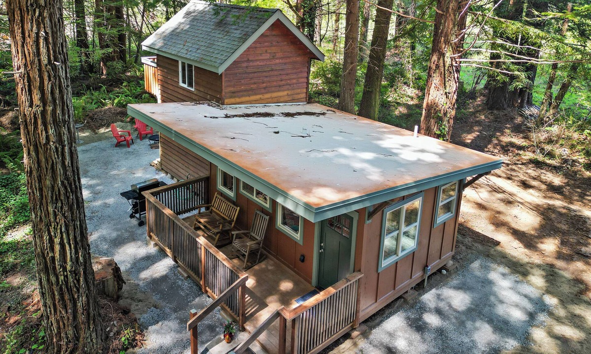 Crescent City Cabin | The Koope de Ville @ Robin's Roost