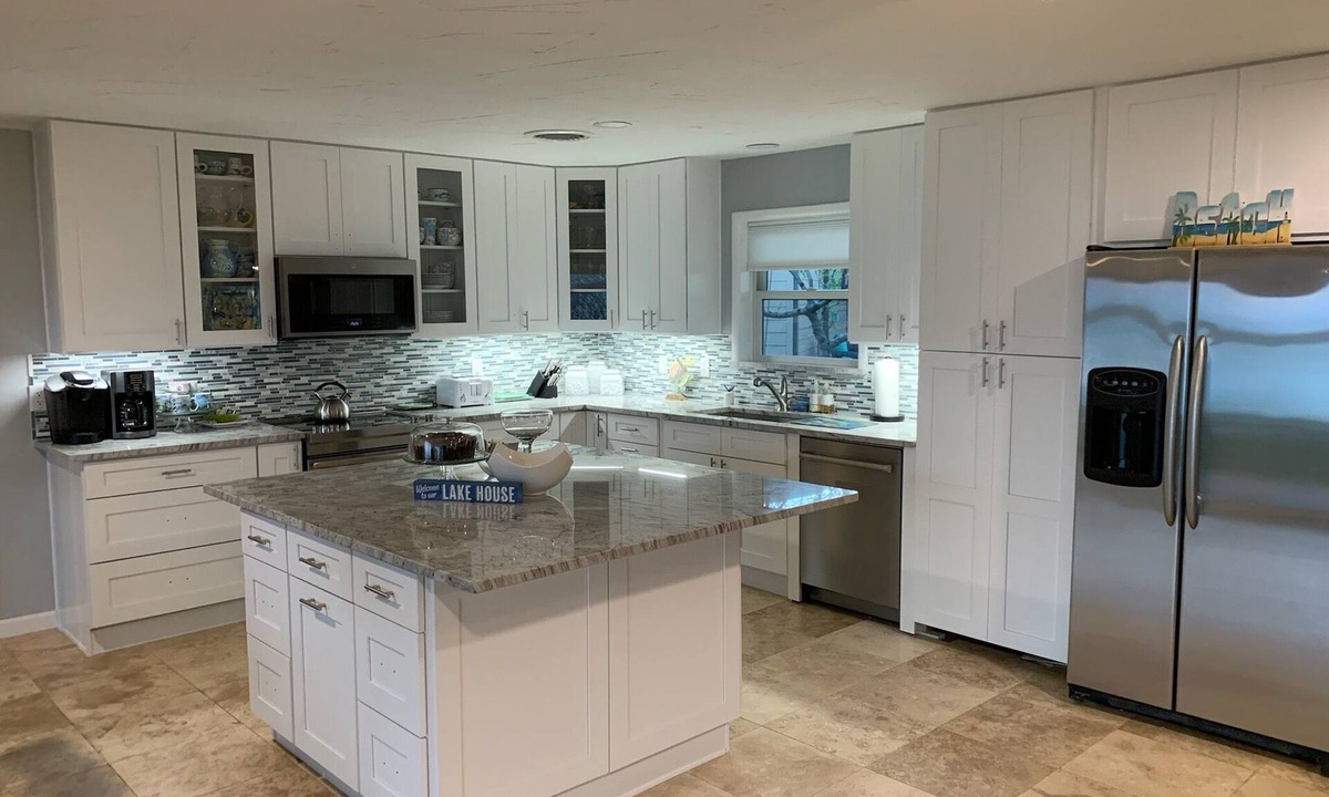 Little Elm House | THE LAKE HOUSE AT KNOB HILL