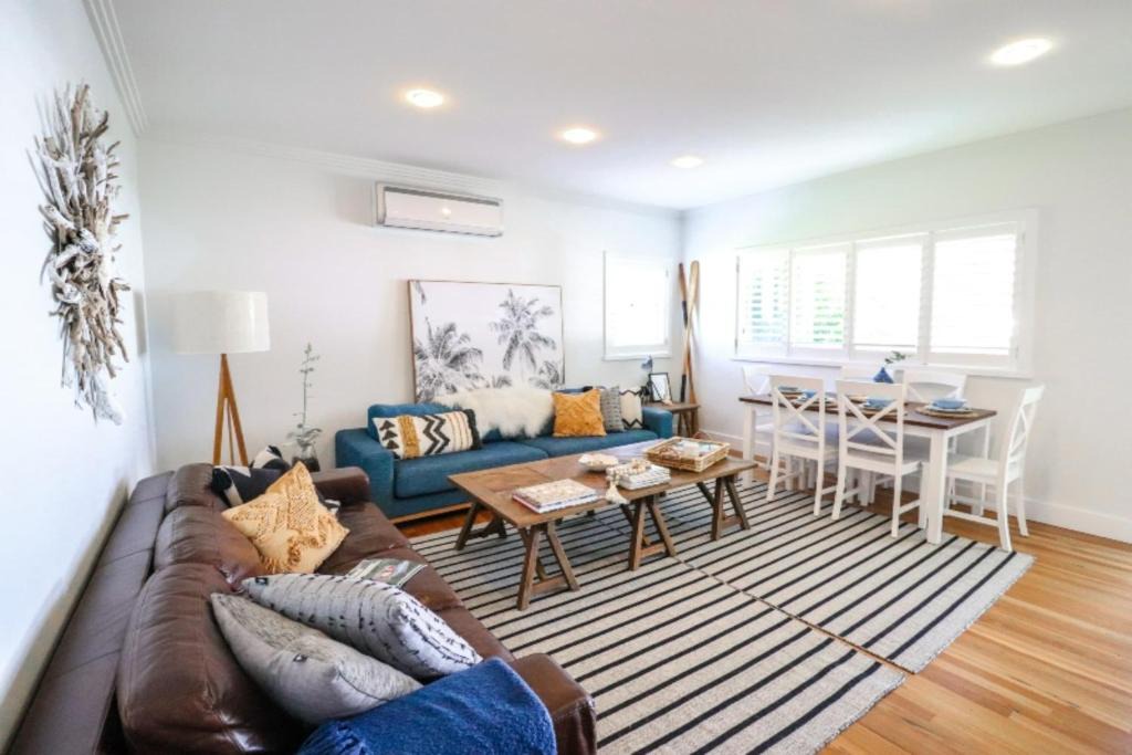 Cams Wharf Apartment | The Lake House