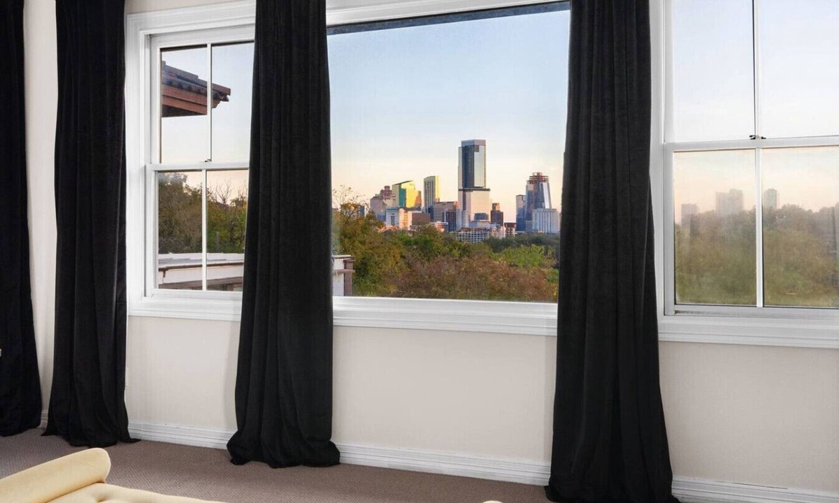 Old West Austin Apartment | The Lamar Lookout + 3BR + Skyline Views in Austin