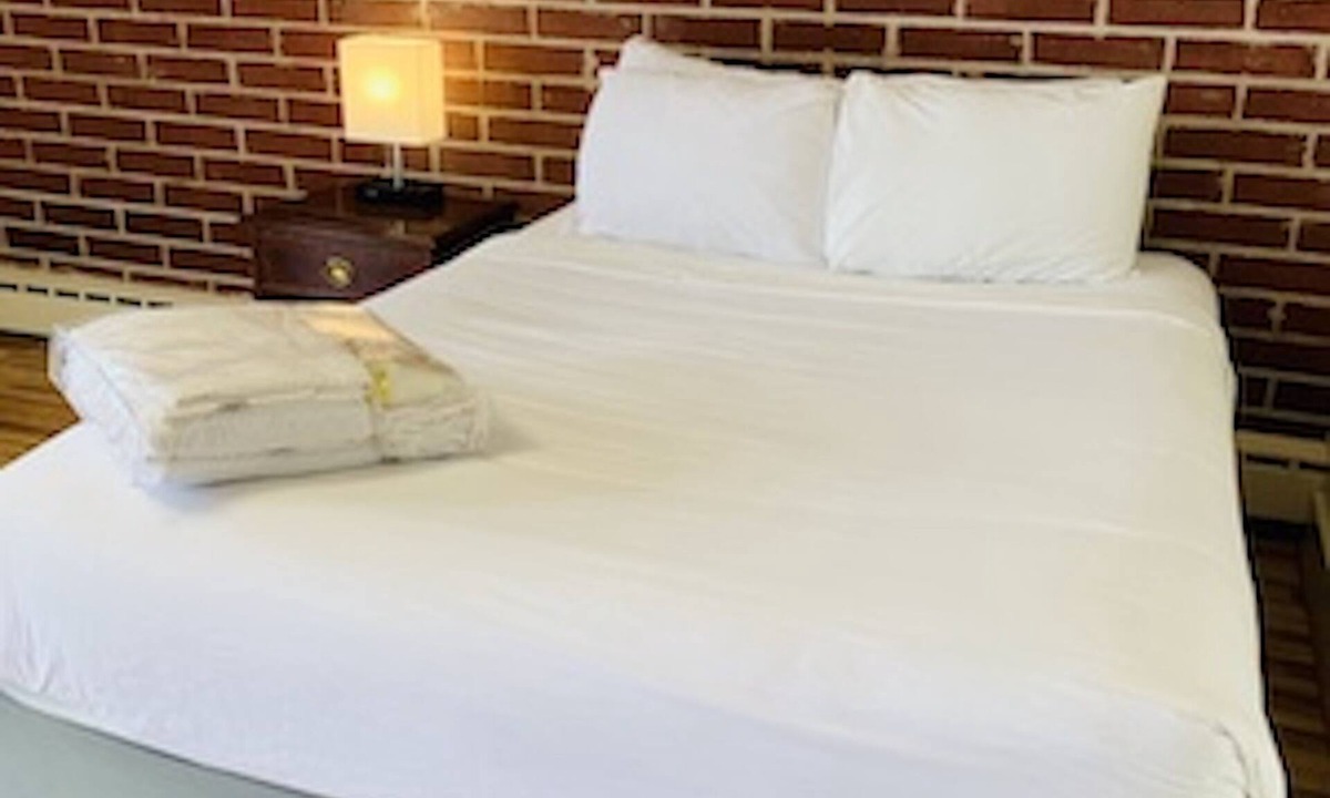 Lancaster Hotel | The Lancaster Motel