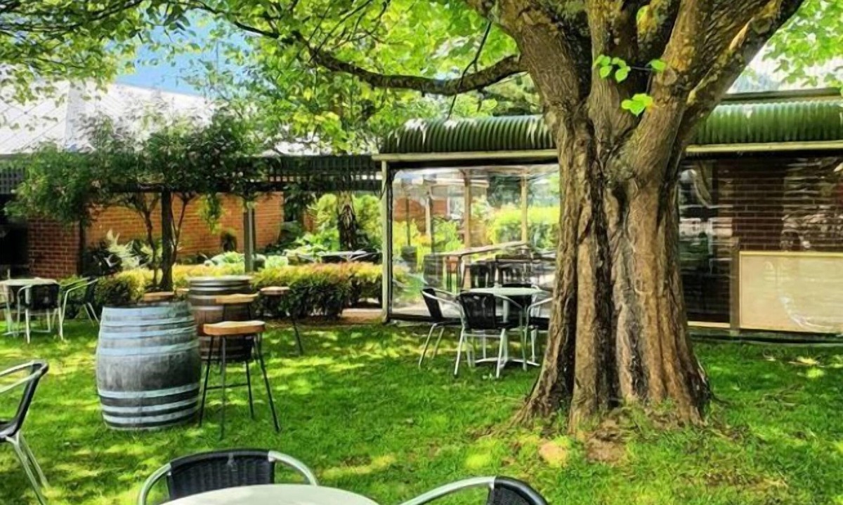 Lancefield Hotel | The Lancefield Lodge