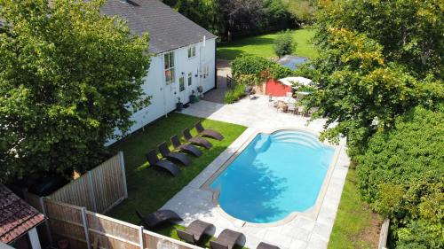 Great Witcombe House | The Landers