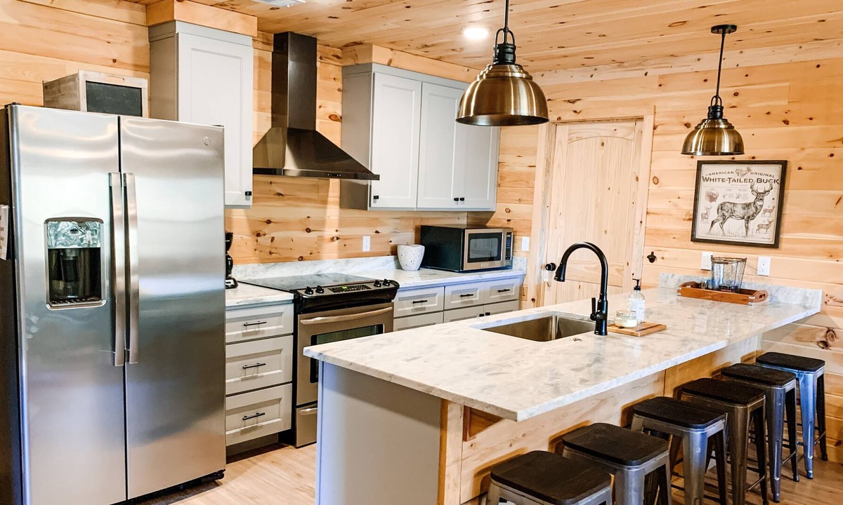 Gregory Cabin | The Landing at Nimmo