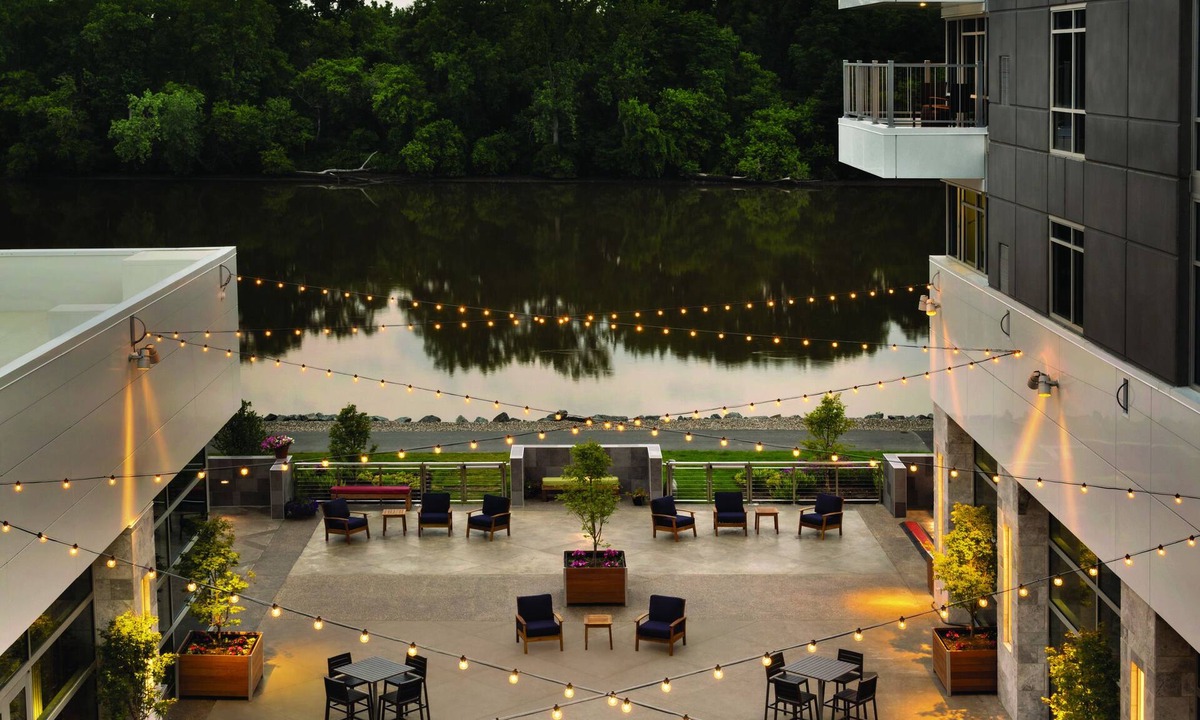 Stockade Historic District Hotel | The Landing Hotel at Rivers Casino Schenectady