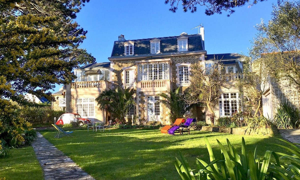 Saint-Coulomb House | The large holiday house