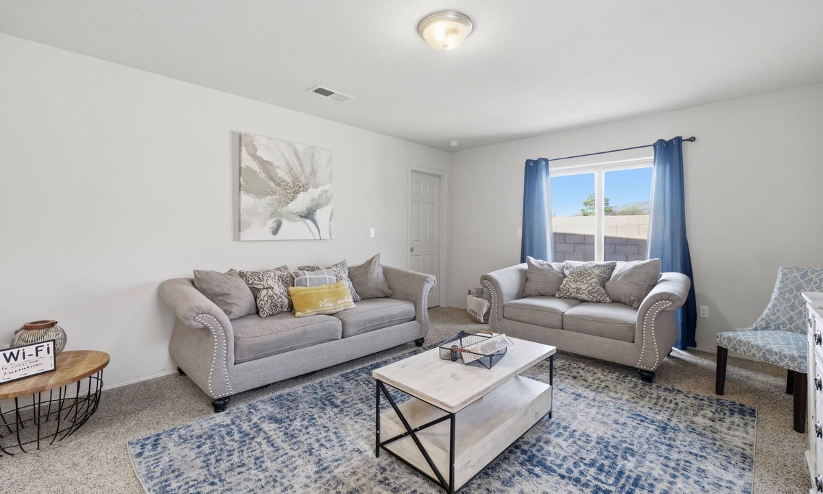 Alamogordo House | The Las Alturas House