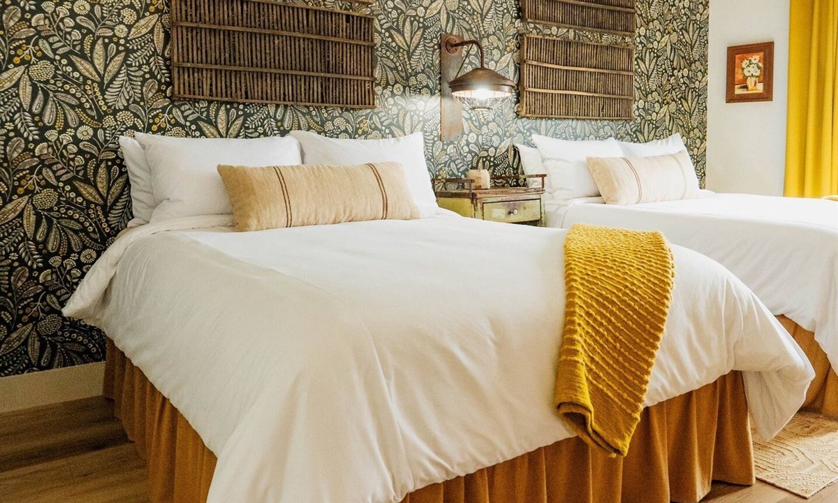 Wimberley Hotel | The Lazy Spur at Gaines Ranch on the Square — Boutique Suite on Wimberley Square
