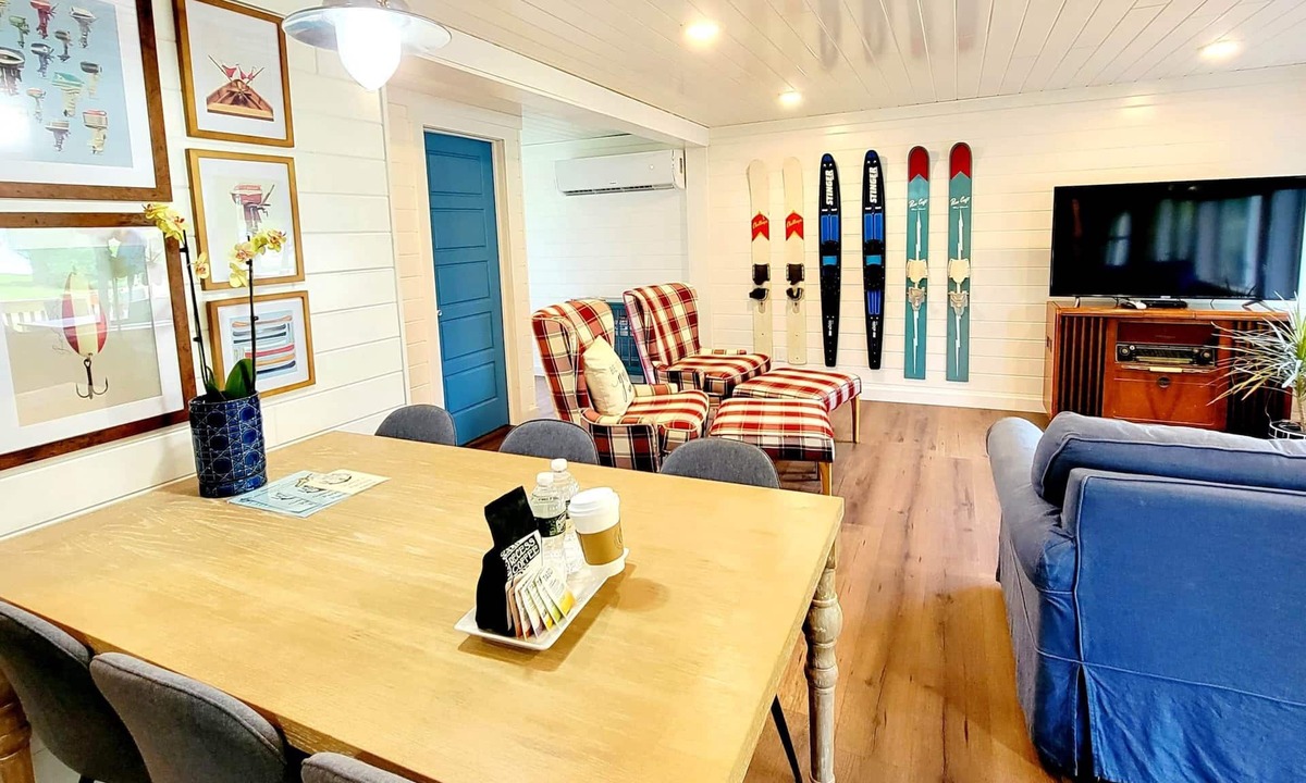 Alexandria Bay House | The Ledges Resort and Marina, Gatehouse 2
