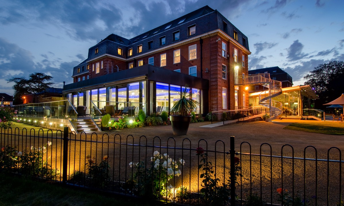 Richmond-upon-Thames Hotel | The Lensbury Resort