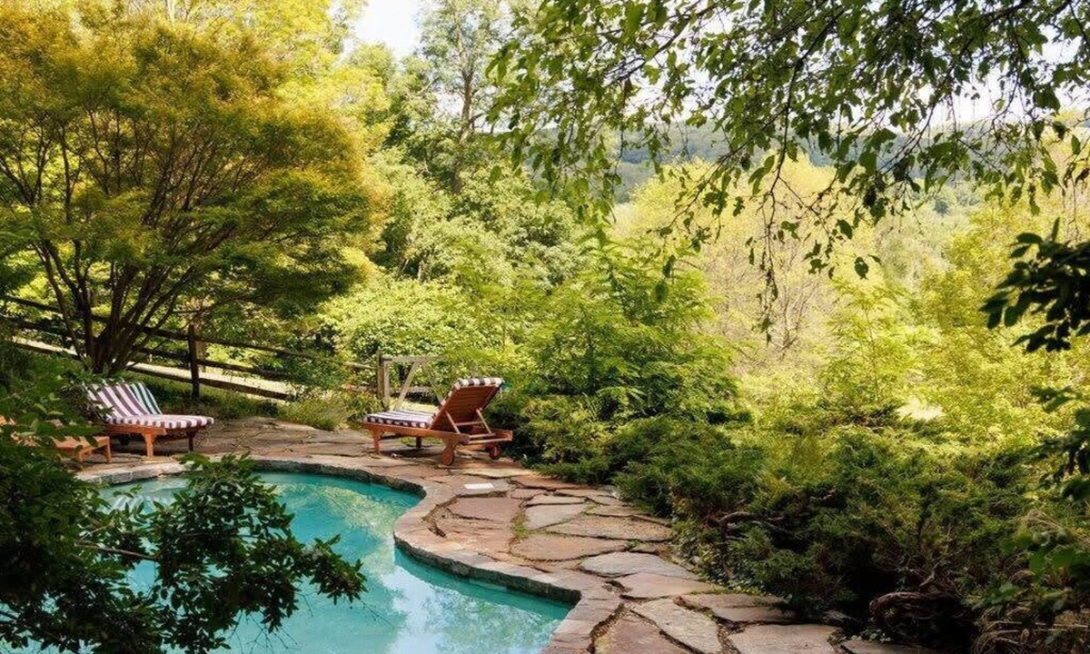 Pine Plains House | The Library Retreat Charming Estate w/Pool+Pond