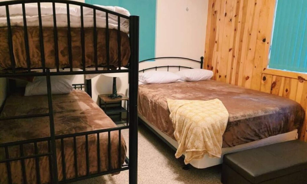 Greer Cabin | The Lincoln Log Lodge