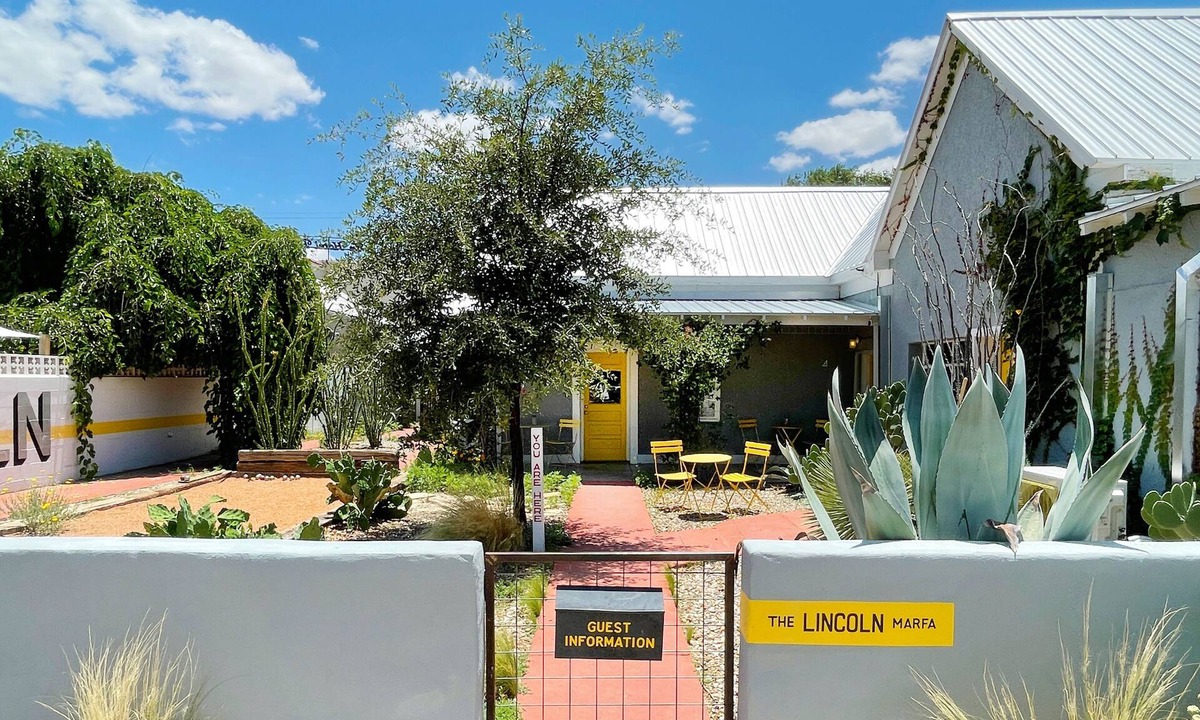 Marfa Apartment | The Lincoln Marfa