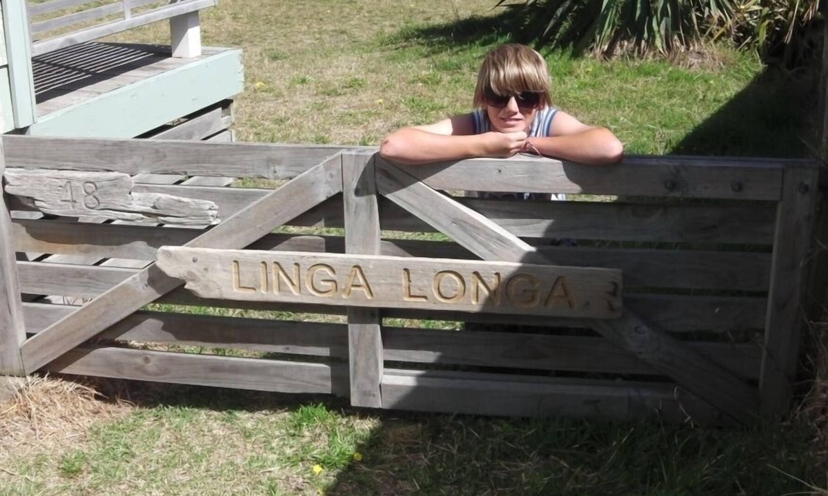 Himatangi Beach House | The 'Linga Longa' Bach
