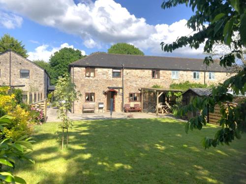 Liverton House | The Linney