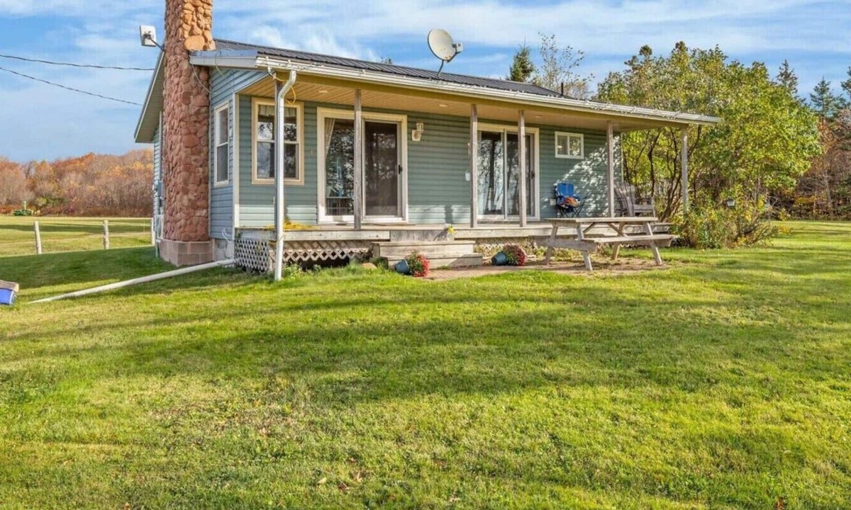 Fernwood House | The Little Beach Getway