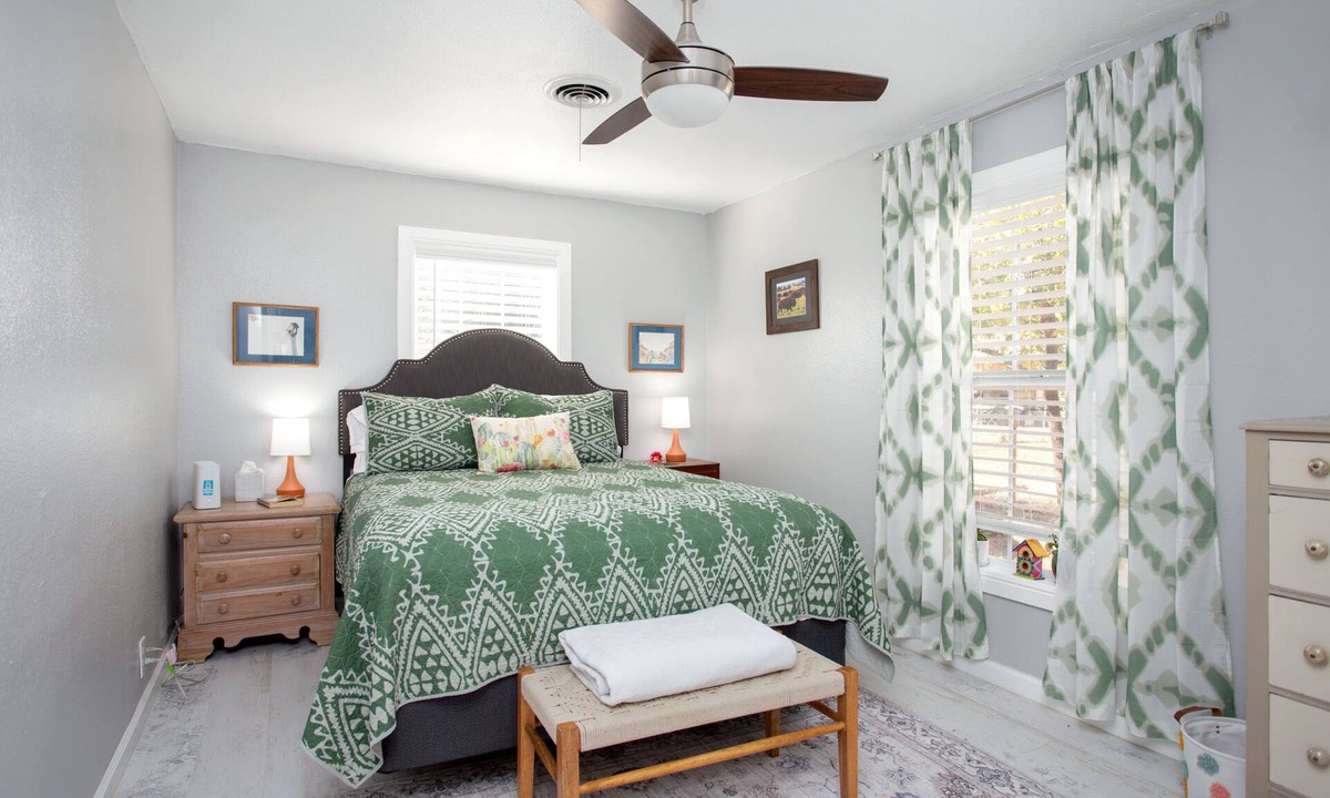 Amarillo House | The Little House - Eclectic, Quiet, Pet Friendly Home